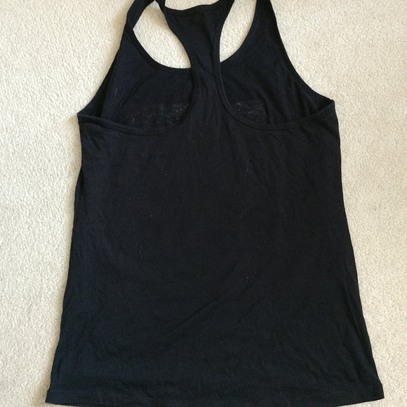 Nike dry fit leggings and vs tank both medium - Picture 8 of 8